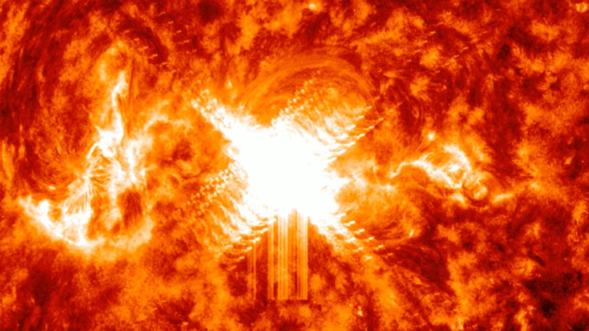 10 strongest photograph voltaic flares of 2024